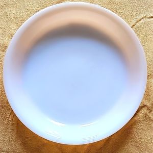 Fire King Vintage 9" Pie Dish.  Made In USA. Great Condition.